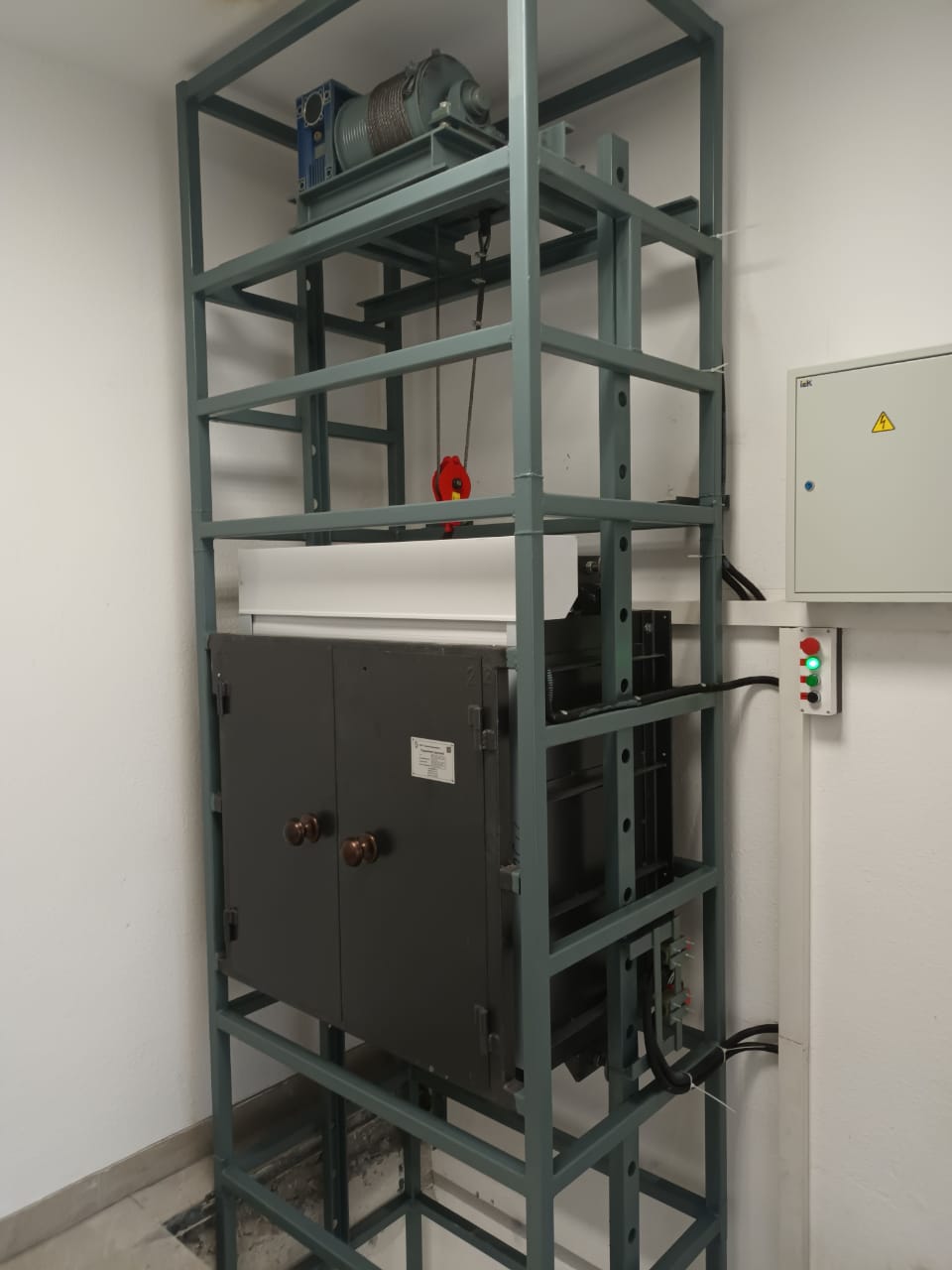 Малогрузовой подъёмник 250 кг, Симферополь