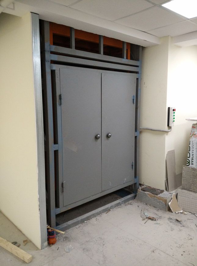 Грузовой подъемник, 1000 кг, Киров